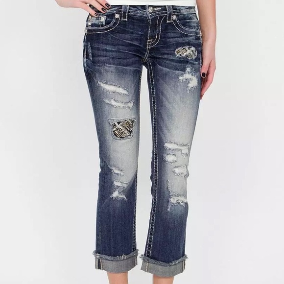 Miss Me Denim - 🦋 LIKE NEW! 🦋 Miss Me Distressed Cropped Jeans ✨